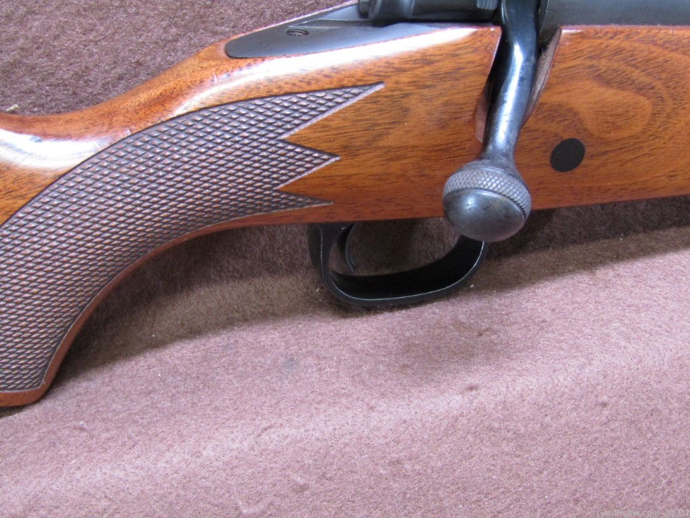 Winchester Model 70 243 Win Bolt Action Rifle Made in 1981-img-11