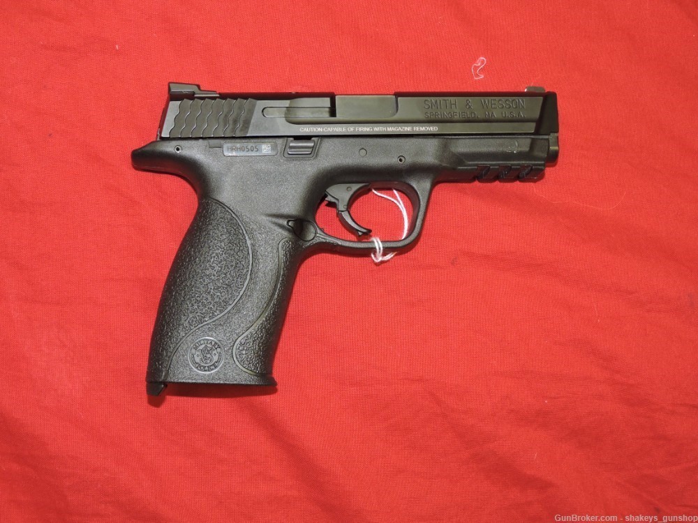 Smith and Wesson M&P9 9mm M&P 9 mm S&W-img-0