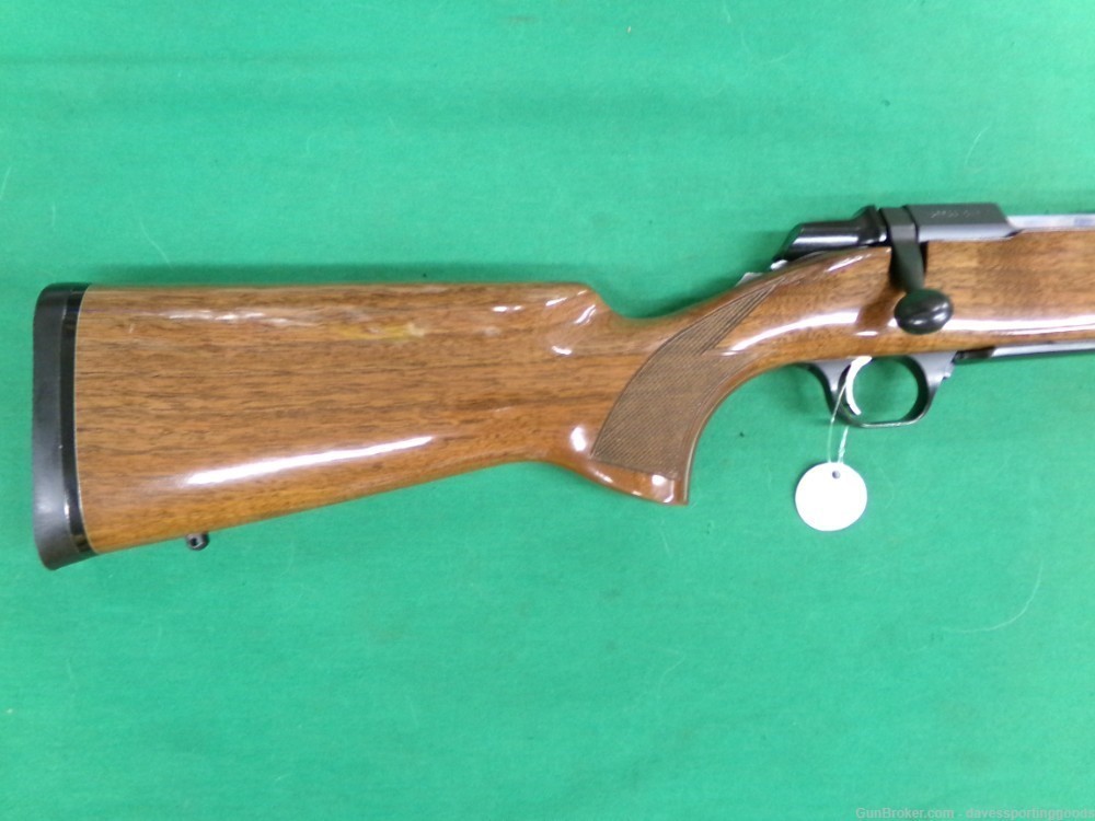 BROWNING A BOLT .300 WSM BOLT ACTION RIFLE WALNUT 2001 MFG TANG SAFETY-img-5