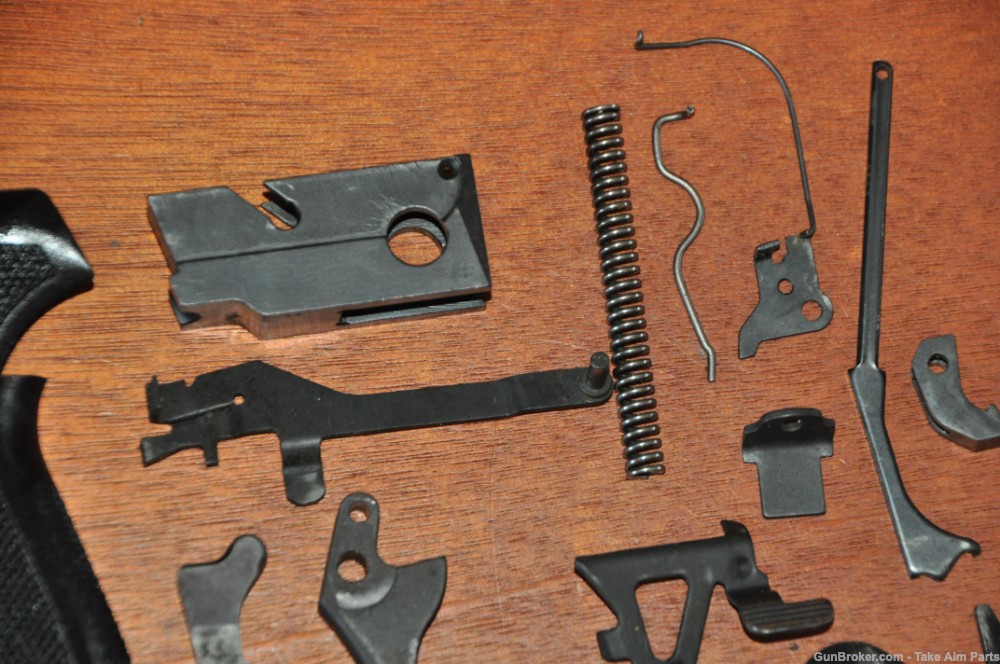 Sig Sauer P225 9mm Grips Trigger Hammer & Parts-img-4