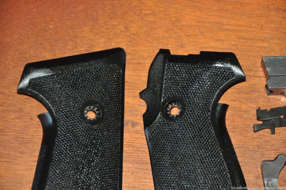 Sig Sauer P225 9mm Grips Trigger Hammer & Parts-img-1