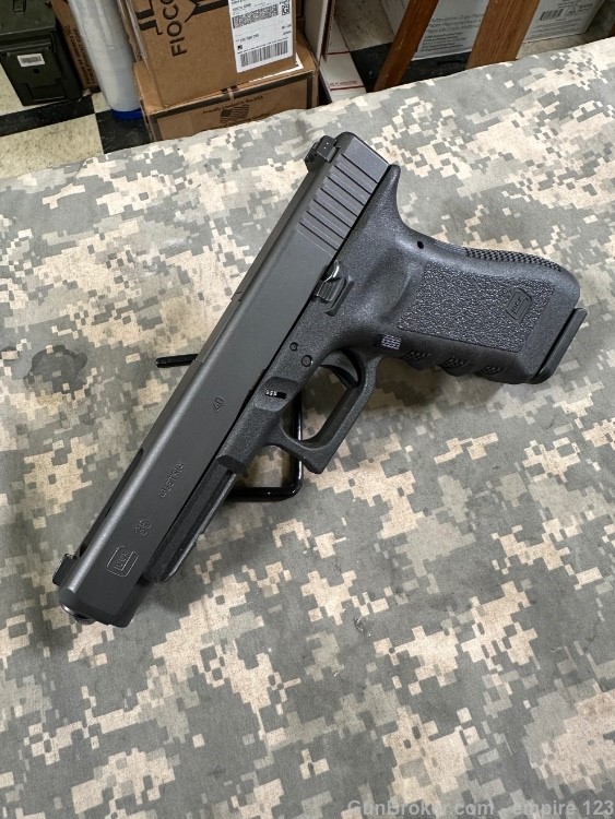 Glock 35 G35 Gen 3 .40 S&W G 35 Striker Fired 5.32” Semi Auto Pistol-img-6