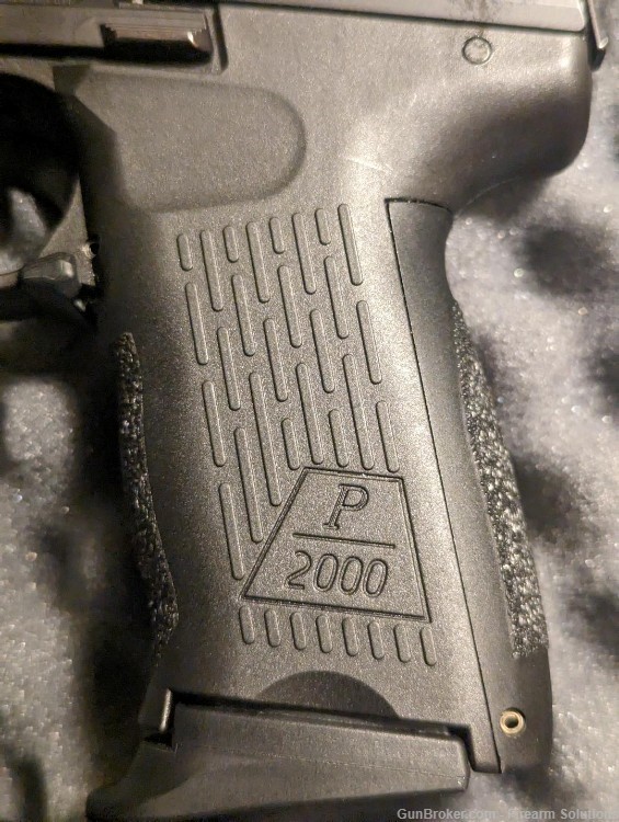 2000 V3 Factory 'New’ w/ 2 Mags and Green Laser/Light Combo-img-7