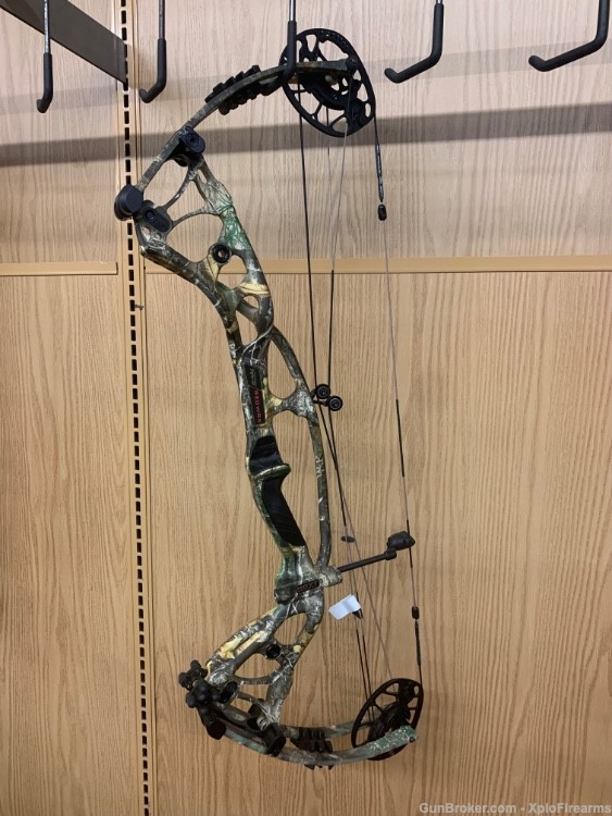 NEW Hoyt RX-3 Ultra Carbon Redwrx Compound Bow-img-0
