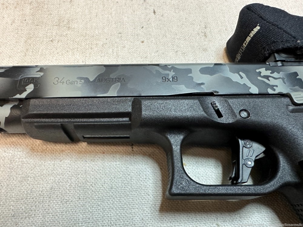 Custom Glock 34 Gen 5, Trijicon, 8 Mags, 17RD, Plus Much More!-img-4