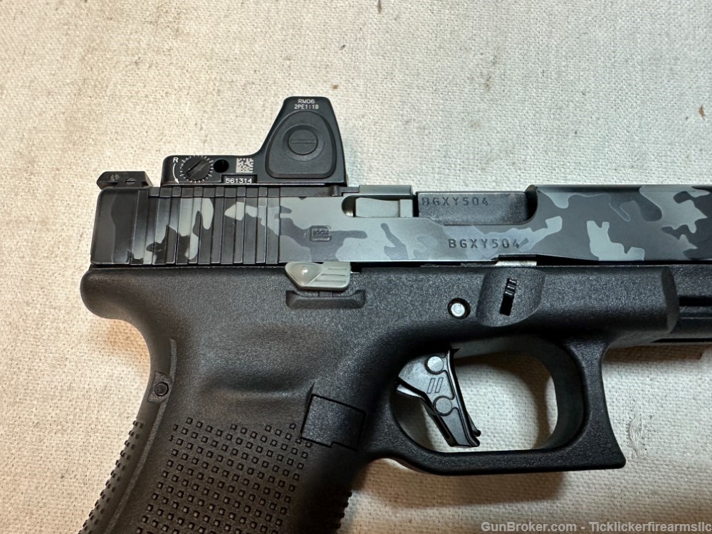 Custom Glock 34 Gen 5, Trijicon, 8 Mags, 17RD, Plus Much More!-img-12