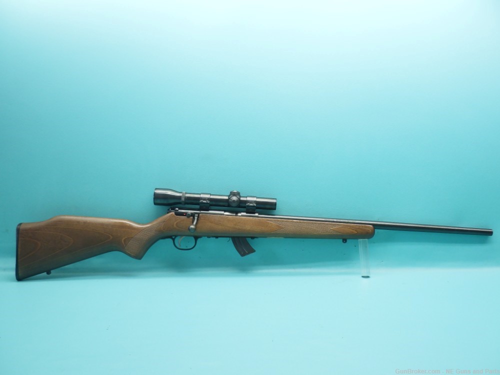 Savage Mark II .22LR 21"bbl Rifle W/ Scope-img-0