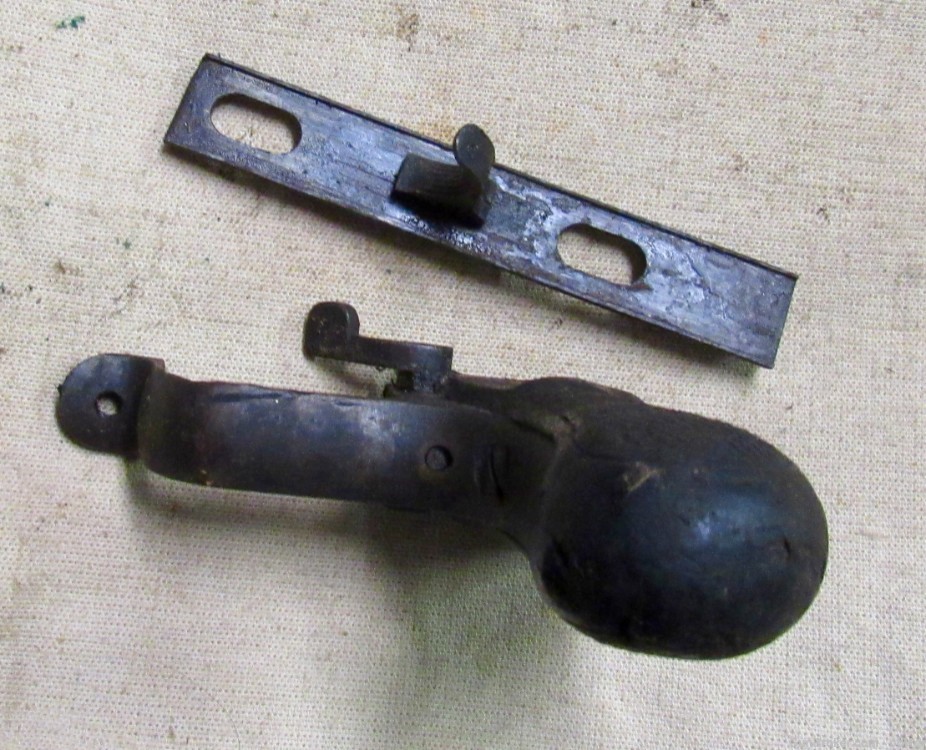 Original WWI German MG 08/15 Maxim Trigger and Grip Assembly-img-3