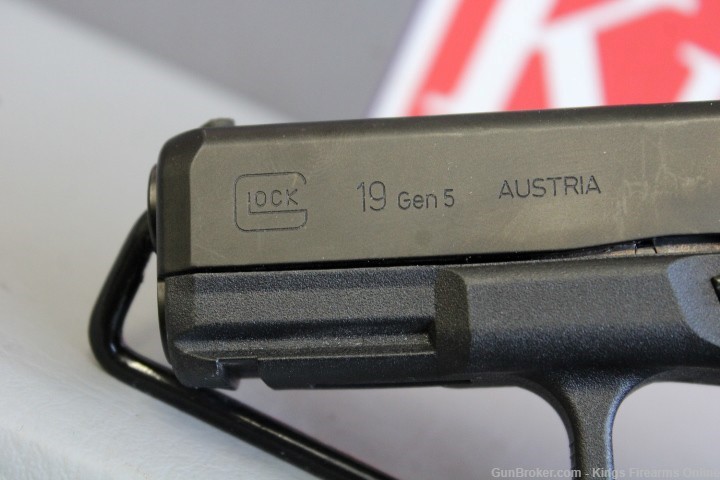 Glock 19 Gen5 9mm Item P-73-img-9