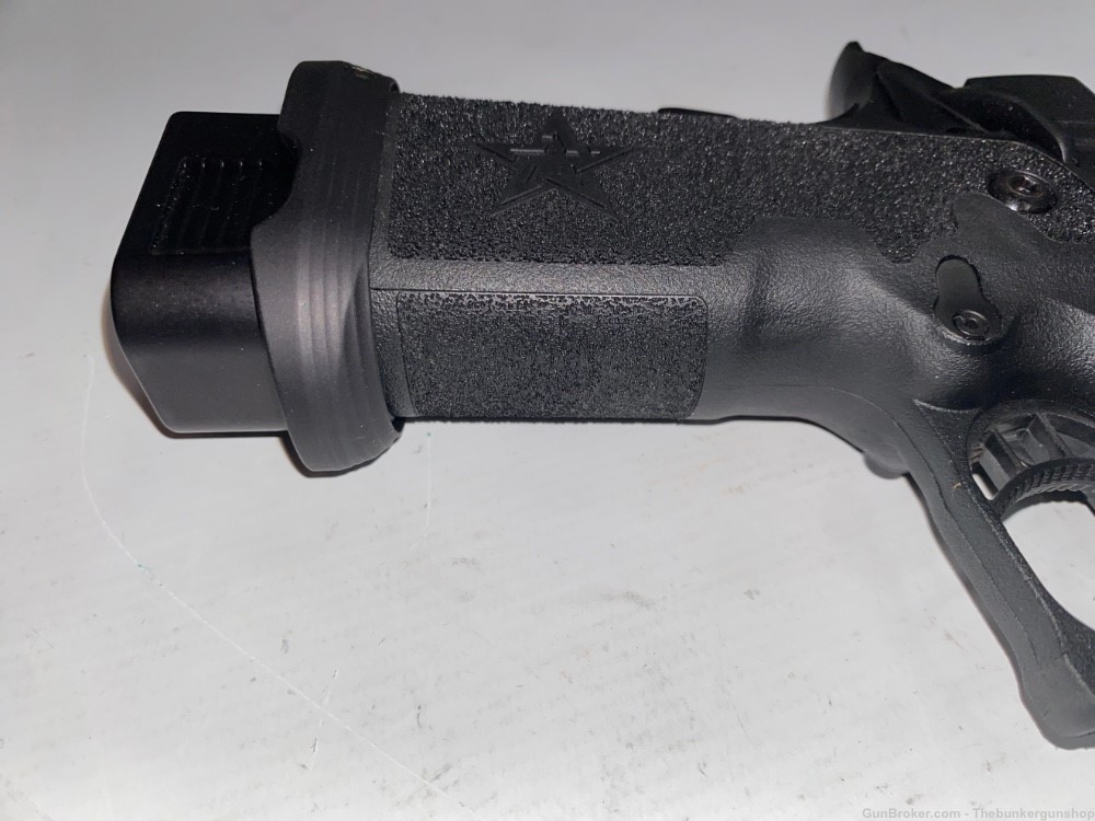 NEW OLD STOCK! STACCATO MODEL P IRON SIGHT TAC GRIP 2011 9MM $.01 PENNY-img-11