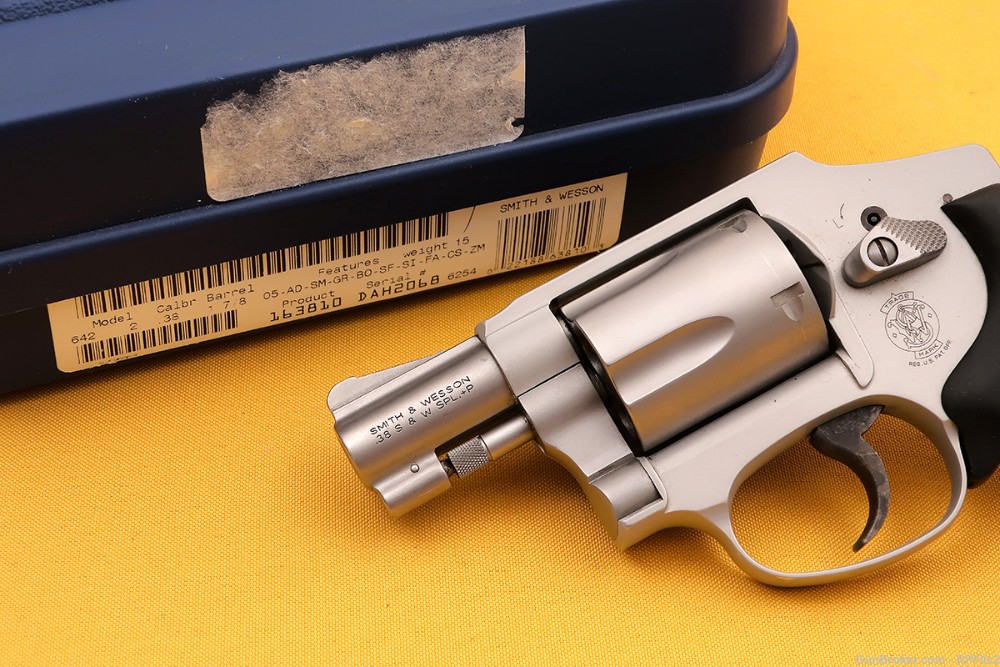 Smith & Wesson Model 642-2 Airweight - 38 Spl +P -img-1