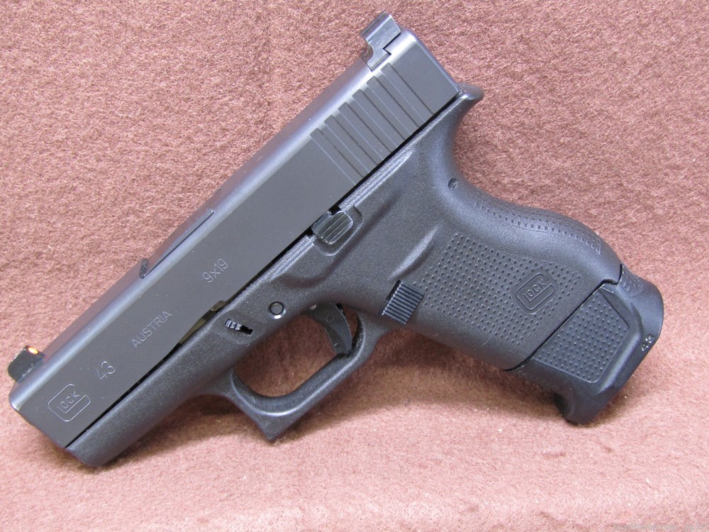 Glock Model 43 9 mm Semi Auto Pistol 2x 6 Rd Mags-img-7