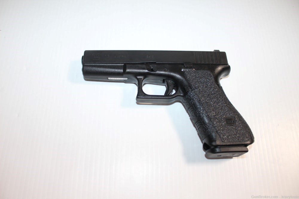 Glock 17 Gen 2 9mm 9x19 4" Semi Auto Pistol G17 w/ 10rnd Mag NICE-img-8