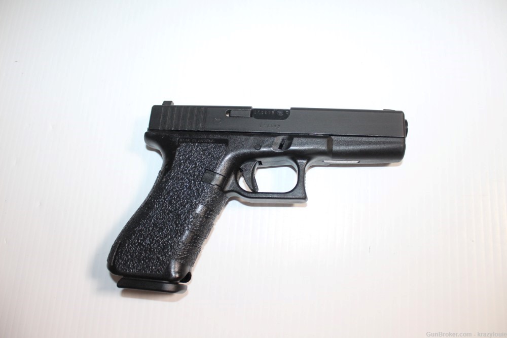 Glock 17 Gen 2 9mm 9x19 4" Semi Auto Pistol G17 w/ 10rnd Mag NICE-img-4