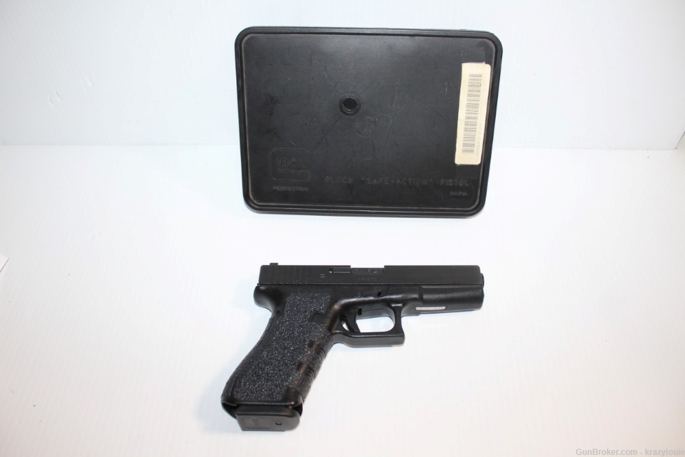 Glock 17 Gen 2 9mm 9x19 4" Semi Auto Pistol G17 w/ 10rnd Mag NICE-img-1