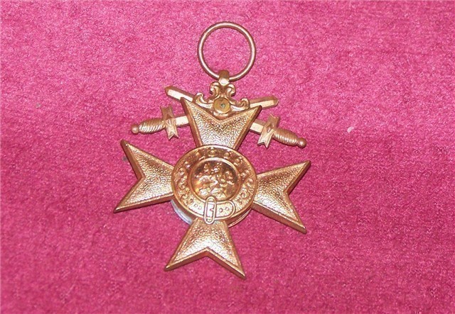 WW1 BAVARIAN MERENTI CROSS 3RD CLASS MEDAL-img-2