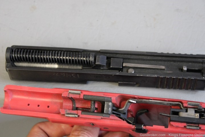 Glock 19 Gen 2 9mm Red Frame Inert Item E-img-18