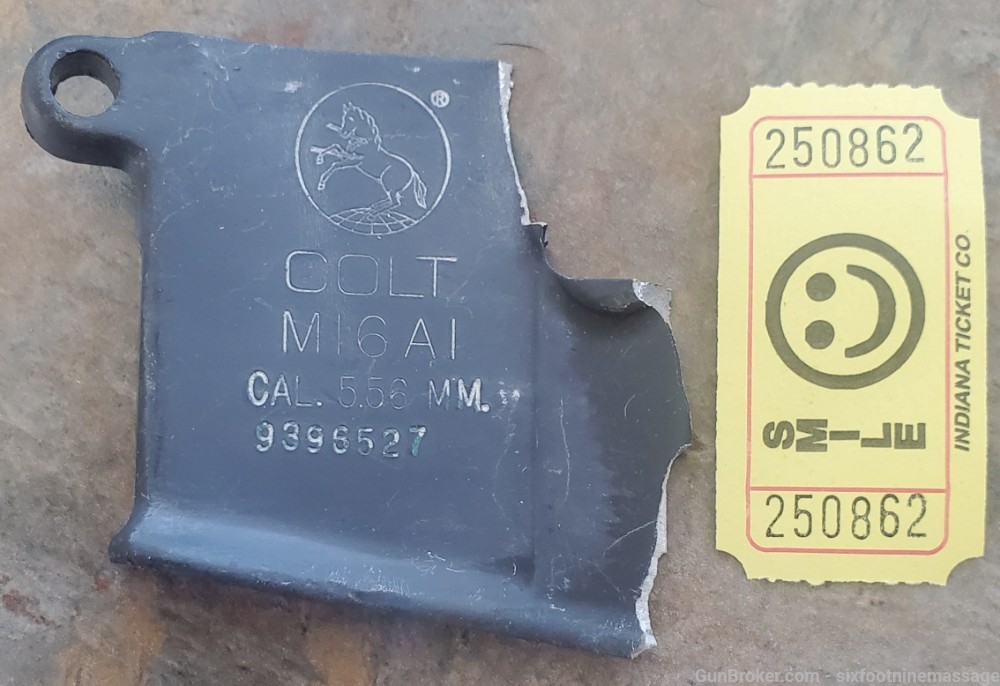 Colt M16A1 Demilled receiver pieces from government issued machinegun -img-0