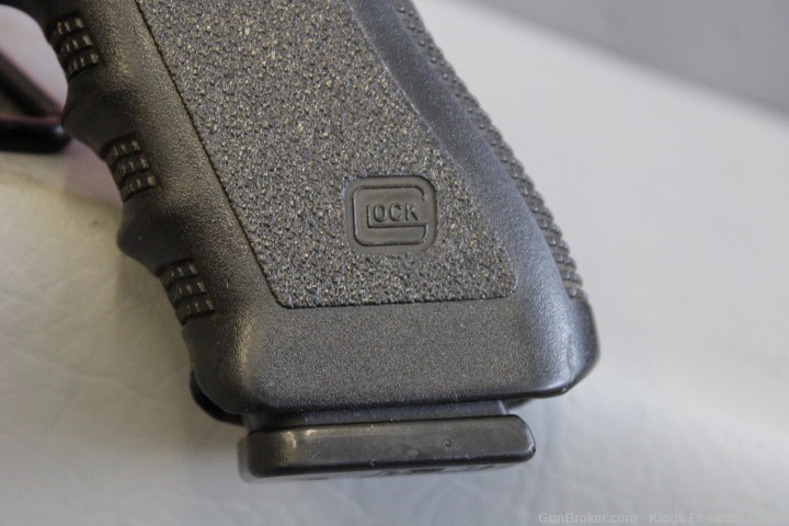 Glock 22 Gen3 .40S&W Item P-93-img-4