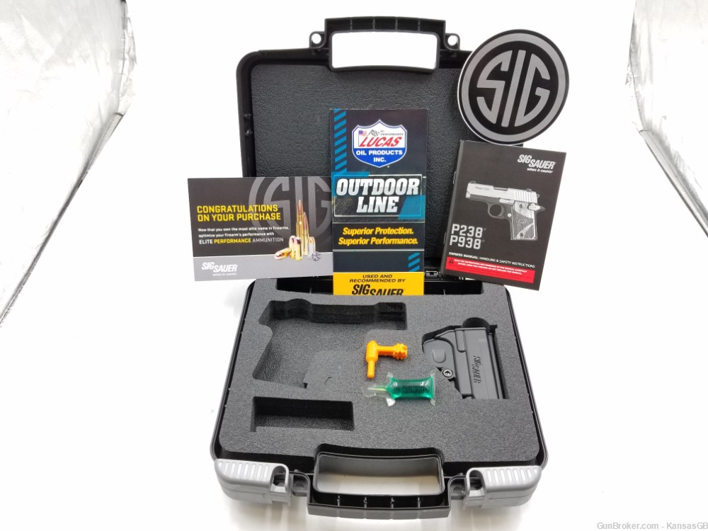 Sig Sauer Pistol / Handgun Hard Padded Box / Case w/ Holster for model P238-img-0