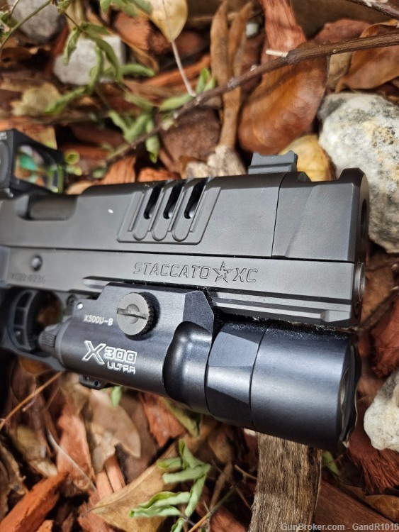 STACCATO XC COMP 9MM TRIJICON RED DOT SUREFIRE X300-img-5