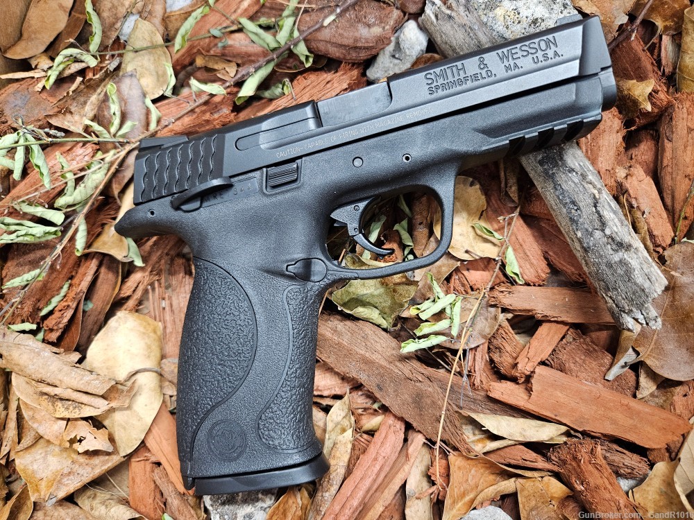 SMITH & WESSON M & P 40 1.0 -img-4