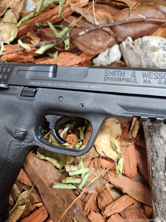 SMITH & WESSON M & P 40 1.0 -img-6