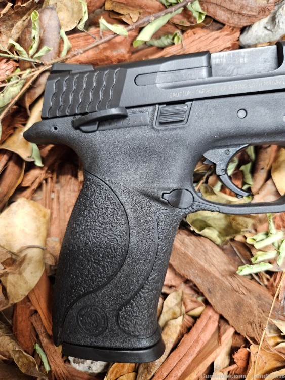 SMITH & WESSON M & P 40 1.0 -img-7