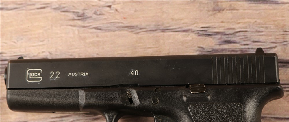 Glock 22 Gen 2 .40 S&W 4.5" Barrel Box 3 Mags-img-6