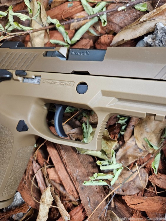 SIG SAUER P320 M17 9MM 4.7 COYOTE 2/17 NS MS-img-6