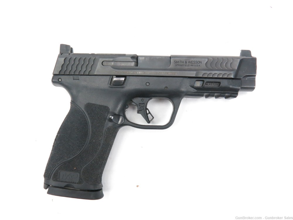 Smith & Wesson M&P10 M2.0 10mm 4.5" Semi-Auto Pistol w/ Magazine & Extras-img-11