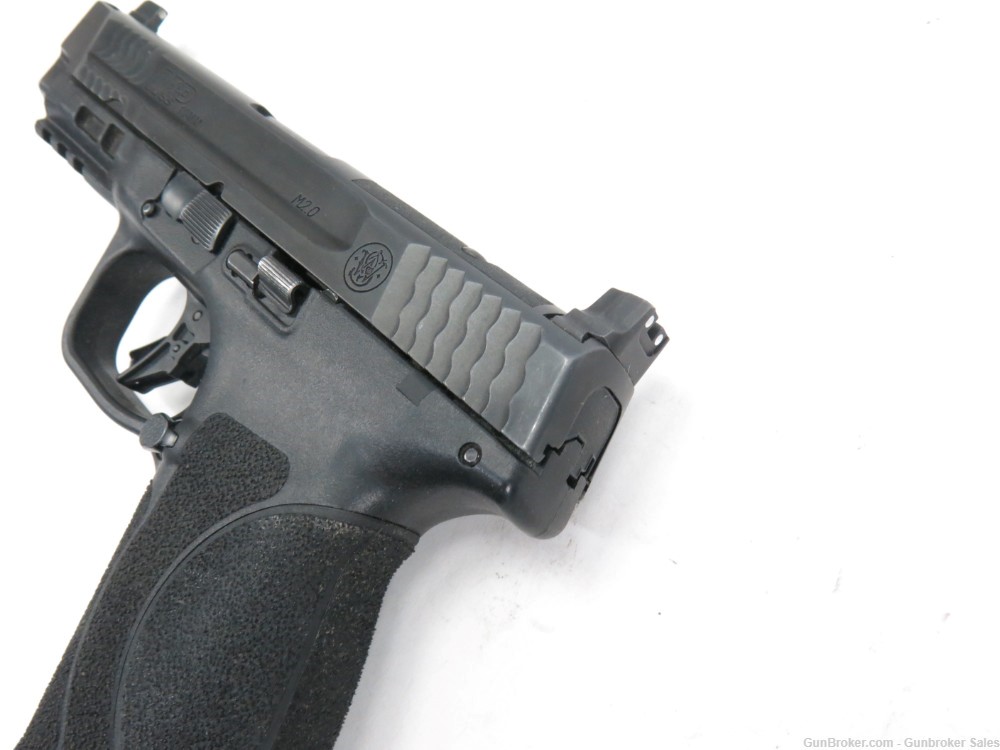 Smith & Wesson M&P10 M2.0 10mm 4.5" Semi-Auto Pistol w/ Magazine & Extras-img-4