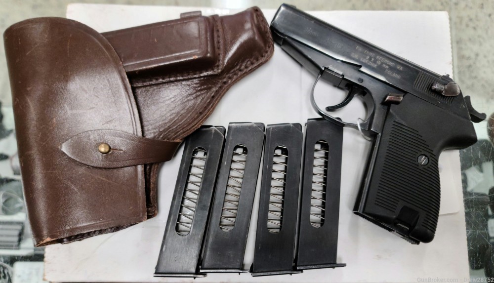 FB Radom P-83, 9x18 Makarov, w/4 Mags & Holster, Good Shape!-img-0