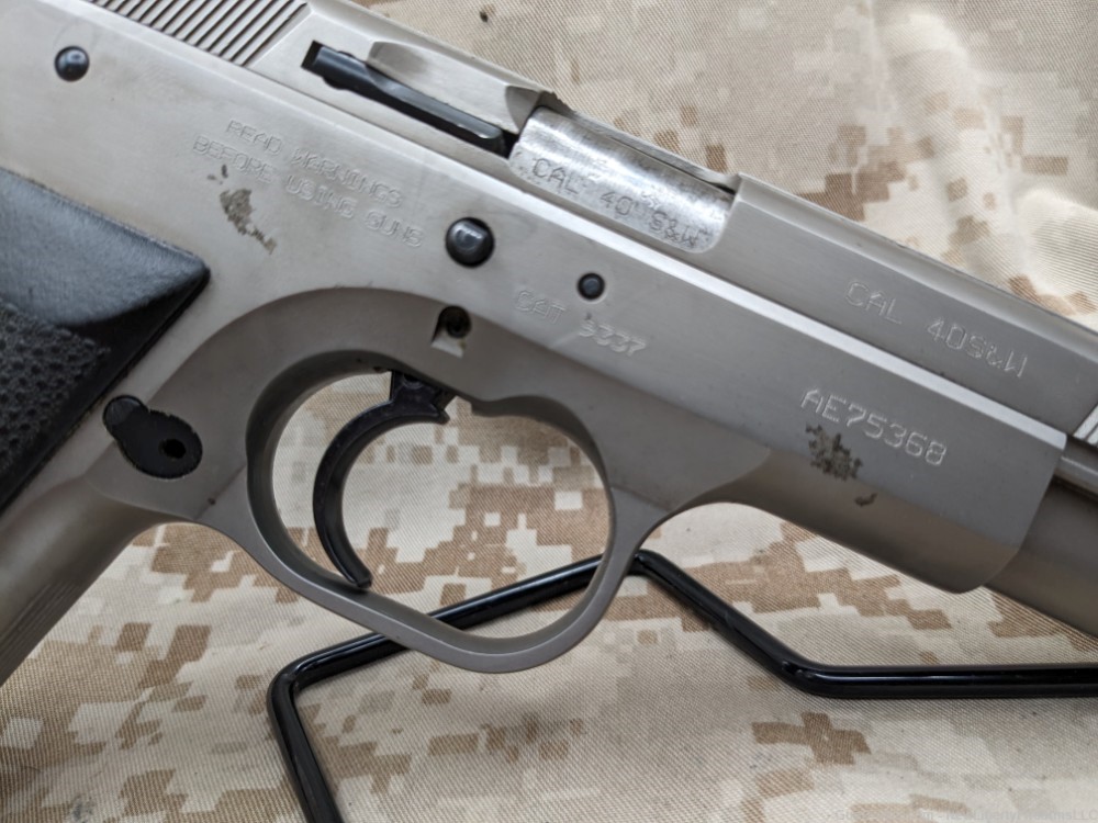 Tanfoglio/EAA Witness .40 S&W Stainless Pistol DA/SA USED VG Metal Frame-img-5