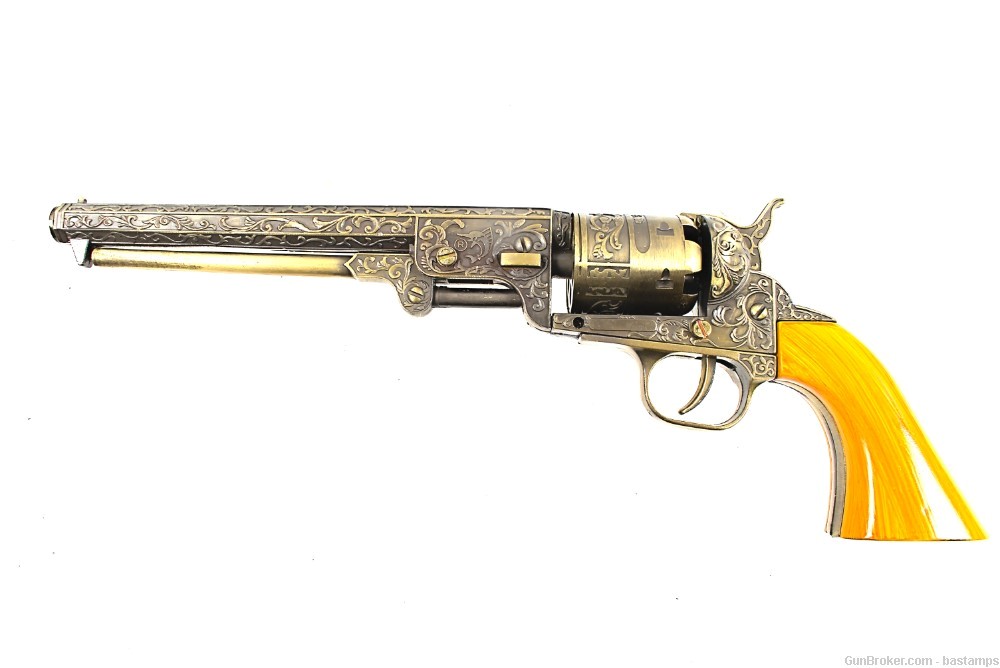 Toy/Prop/Non-functional Copy of Colt’s 1851 Navy Revolver  -img-0