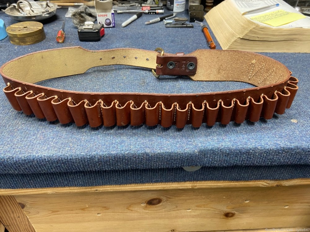 Leather shotgun shell belt 20 ga.-img-1