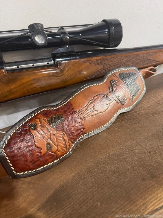 Beautiful weatherby mark v deluxe 270 wby magnum must see this jewel -img-5