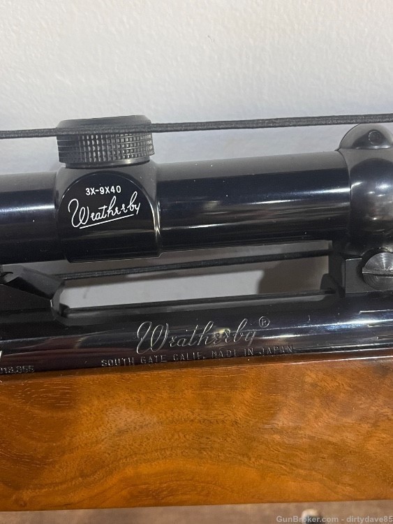 Beautiful weatherby mark v deluxe 270 wby magnum must see this jewel -img-24