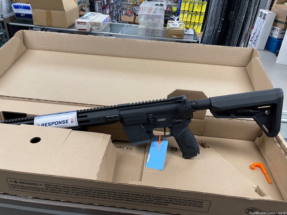 BRAND NEW SMITH AND WESSON RESPONSE 9MM CARBINE $1 START NO RESERVE -img-0