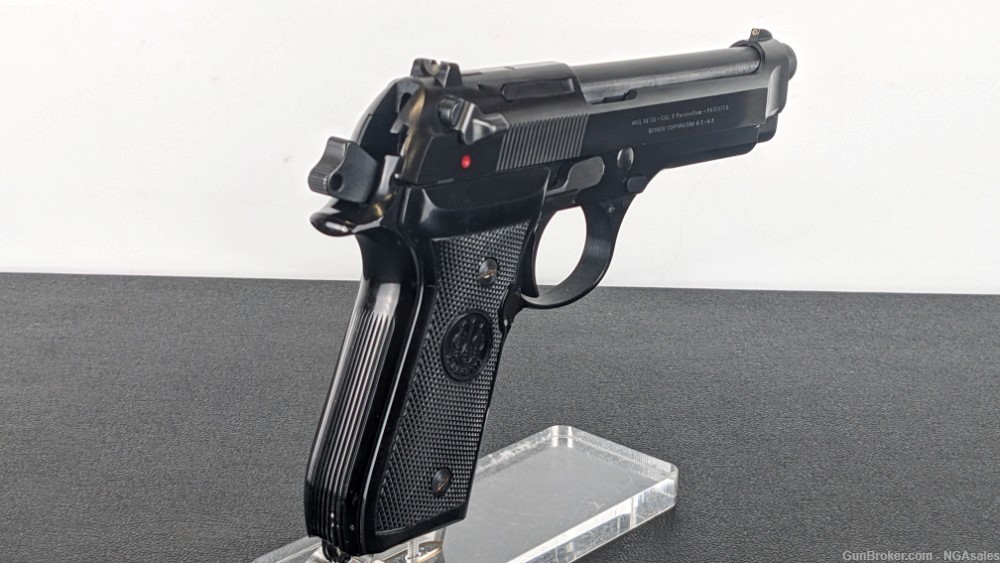 P.Beretta/Berben Corp|Rare Model 92SB|4.9" 9MM|(4) Mags & CT Laser Grips-img-5