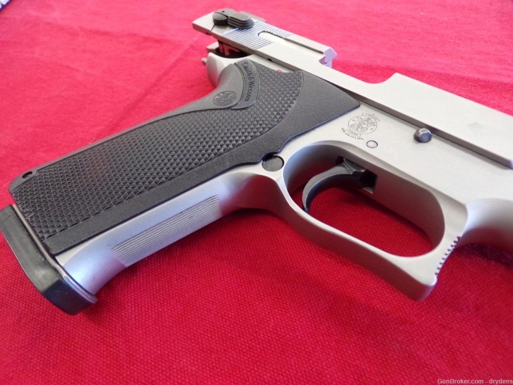 Smith & Wesson 4596 45acp stainless-img-7