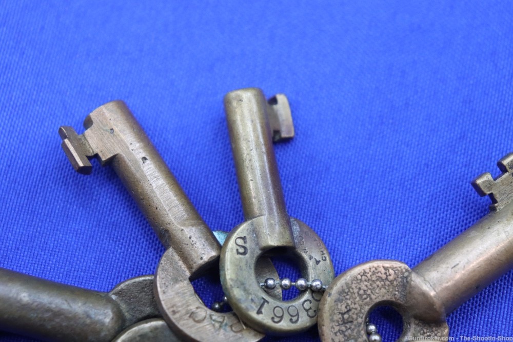 Vintage Lot of 8 US Railroad Lock Brass Skeleton Keys SANTA FE ADLAKE MOPAC-img-6