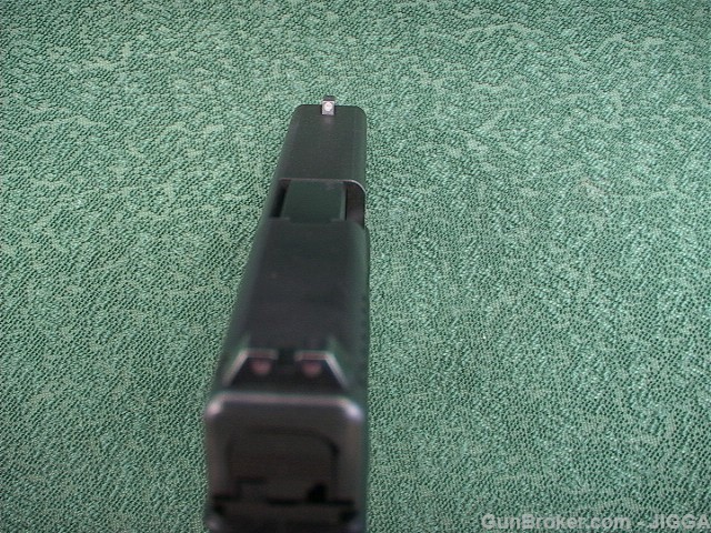 Used Glock 17 Gen 2 9MM-img-5