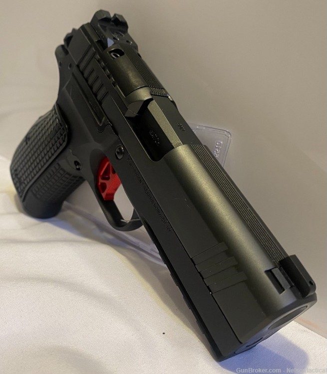 NEW - Dan Wesson DWX Compact Optics Ready 9mm Pistol-img-5