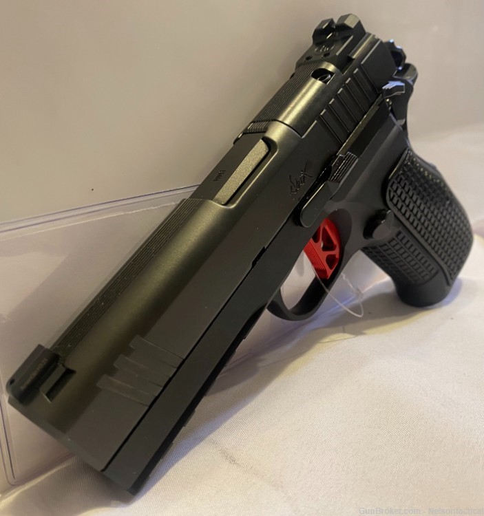 NEW - Dan Wesson DWX Compact Optics Ready 9mm Pistol-img-1