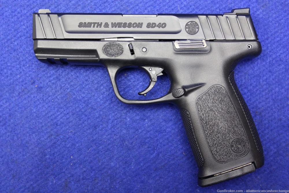 P7 SMITH & WESSON Model SD40 Pistol 40 S&W-img-1