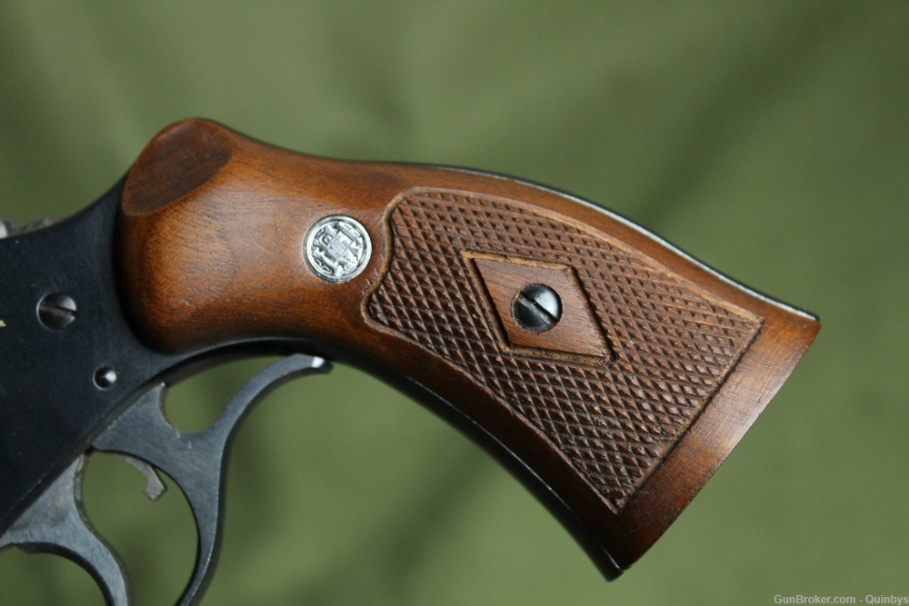 LNIB Harrington & Richardson H&R 999 Sportsman 22 LR  6" DA Revolver-img-14