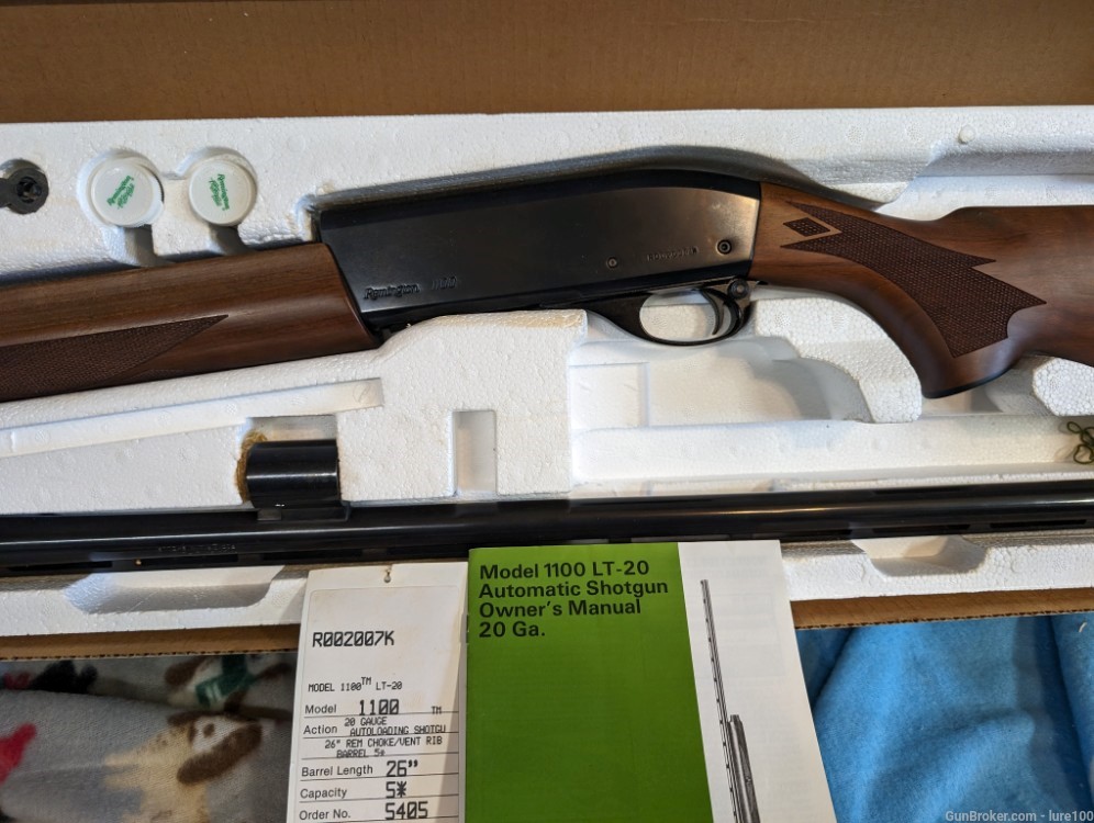 NOS Remington 1100 LT 20 gauge 26" Vent Rib Rem Choke Barrel shotgun w box-img-11