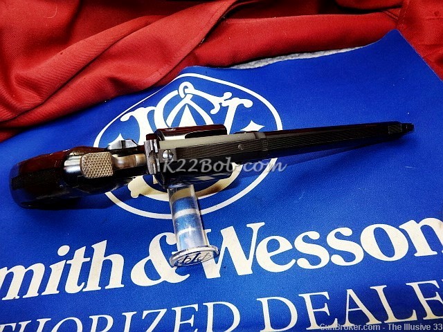 Rare Near Mint Smith & Wesson S&W K-22 Masterpiece 4 screw Revolver in Box -img-18