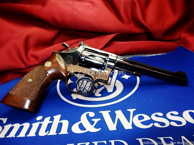 Rare Near Mint Smith & Wesson S&W K-22 Masterpiece 4 screw Revolver in Box -img-13